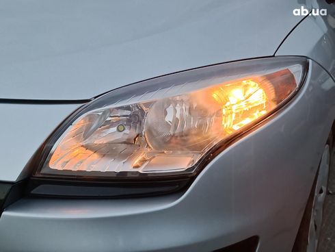 Renault Megane 2012 серый - фото 3
