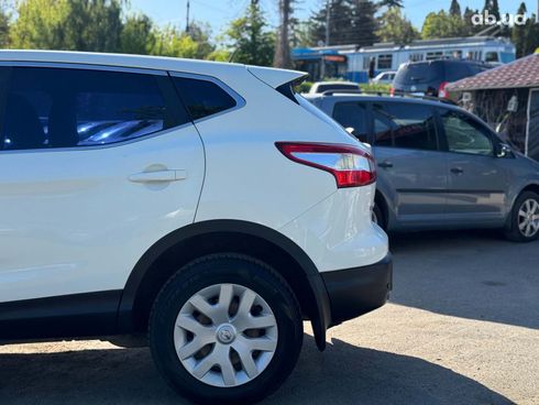 Nissan Qashqai 2017 белый - фото 8