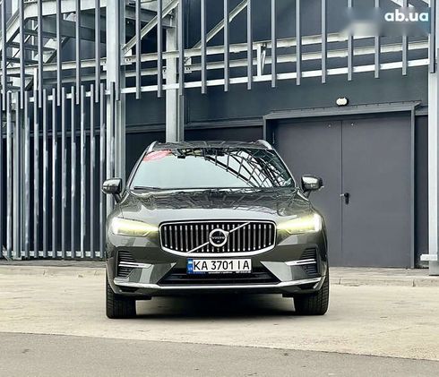 Volvo XC60 2021 - фото 4