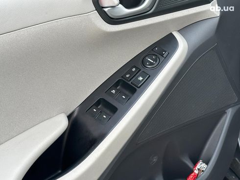 Hyundai Ioniq 2017 серый - фото 36
