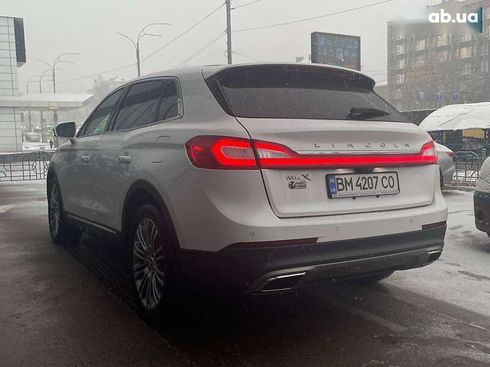 Lincoln MKX 2017 - фото 5