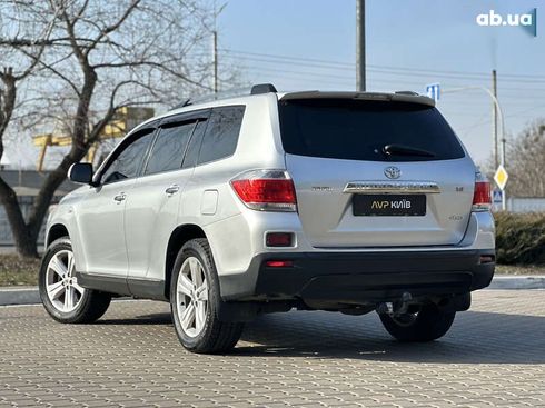 Toyota Highlander 2010 - фото 20