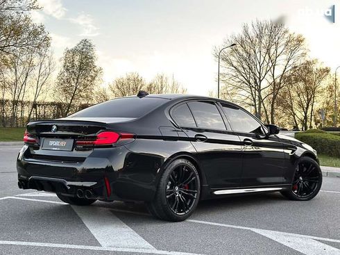 BMW M5 2022 - фото 18