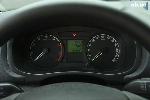 Skoda Fabia 2009 - фото 19