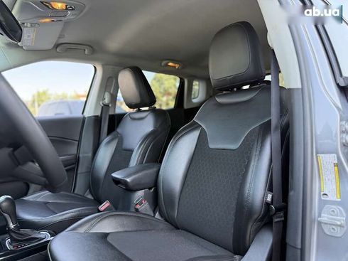 Jeep Compass 2020 - фото 16