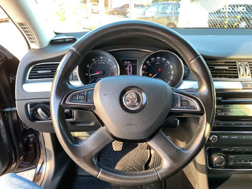 Skoda Superb 2013 коричневый - фото 32