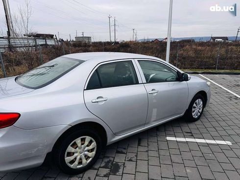 Toyota Corolla 2012 - фото 7