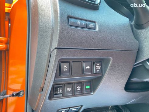 Nissan X-Trail 2018 оранжевый - фото 61