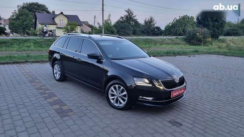 Skoda Octavia 2019 - фото 3