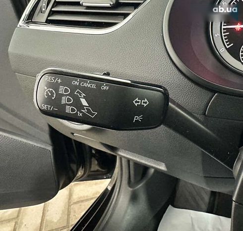 Skoda Octavia 2019 - фото 20