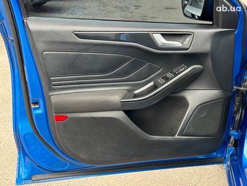 Ford Focus 2019 синий - фото 13