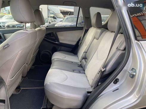 Toyota RAV4 2012 - фото 21
