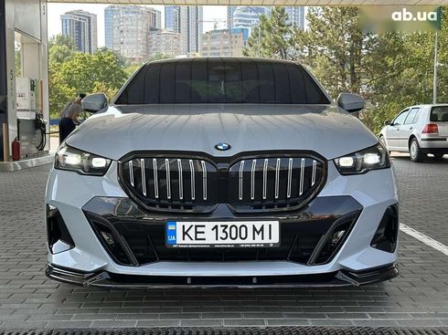 BMW 5 серия 2024 - фото 5