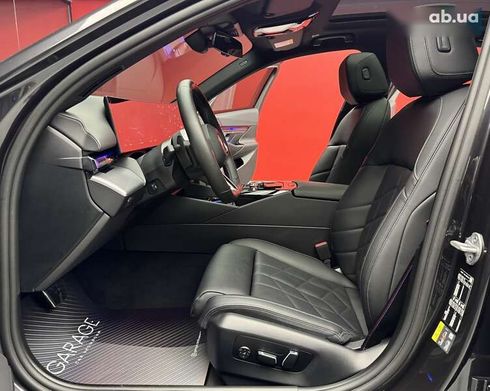 BMW i5 2023 - фото 25