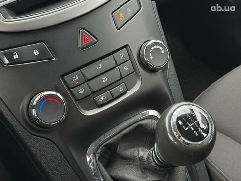 Chevrolet Orlando 2016 серый - фото 18
