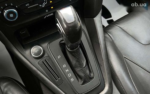 Ford Focus 2015 - фото 16