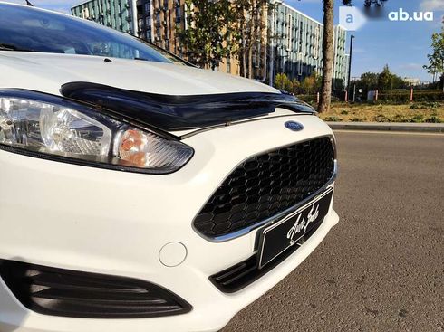 Ford Fiesta 2016 - фото 29