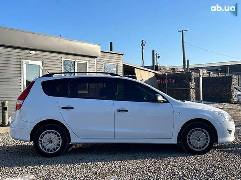 Hyundai i30 2011 - фото 4