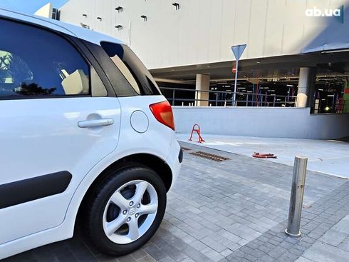 Suzuki SX4 2009 - фото 7