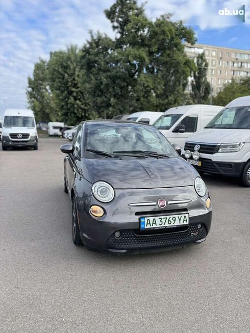 Fiat 500E 2017 - фото 2