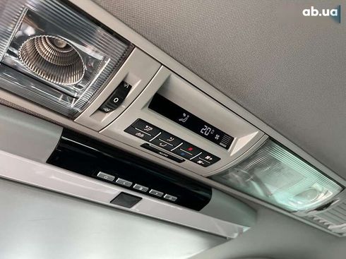 Volkswagen Multivan 2015 - фото 30