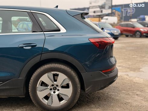 Audi E-Tron 2021 синий - фото 7