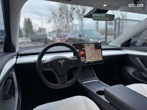 Tesla Model 3 2021 - фото 12