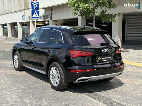 Audi Q5 2017 - фото 3