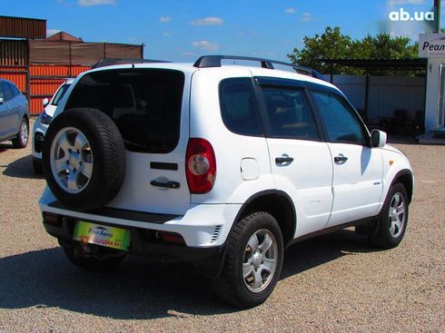 Chevrolet Niva 2009 - фото 2