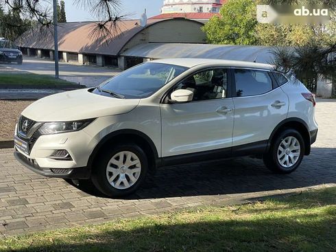 Nissan Qashqai 2021 - фото 10