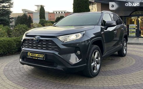 Toyota RAV4 2020 - фото 3