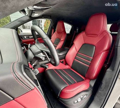 Porsche Cayenne Coupe 2021 - фото 23