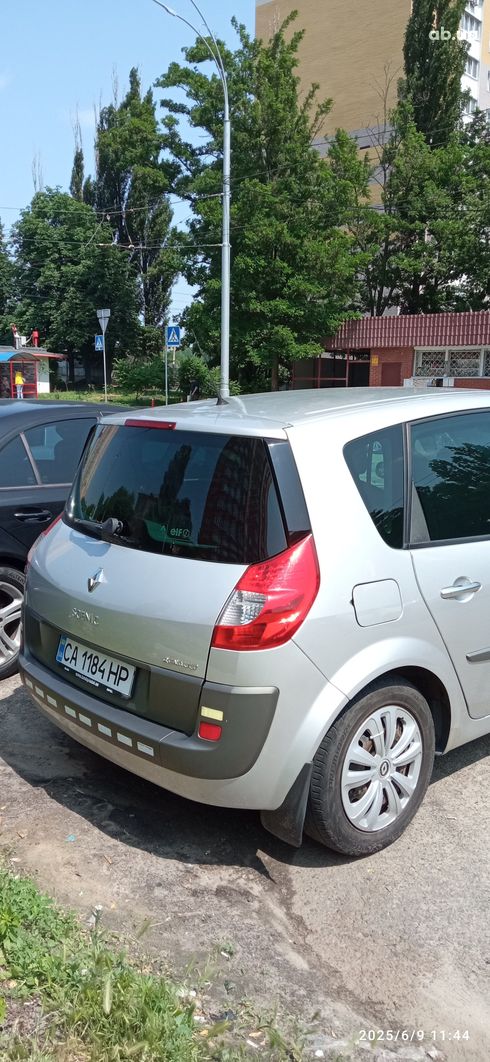 Renault Scenic 2006 серебристый - фото 18