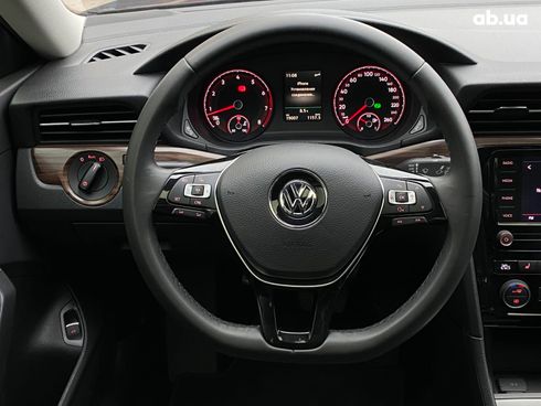 Volkswagen Passat 2021 черный - фото 37