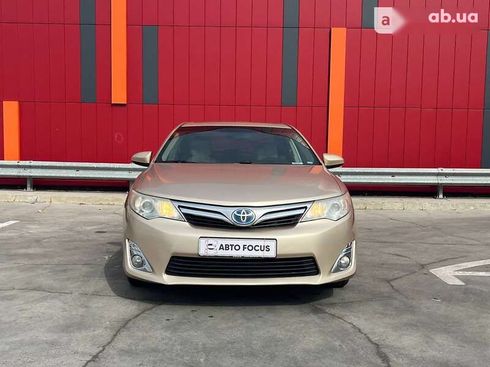 Toyota Camry 2012 - фото 3