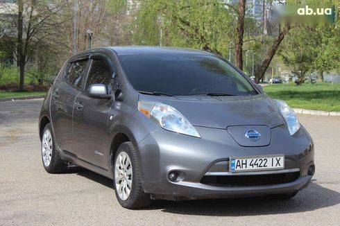 Nissan Leaf 2015 - фото 5