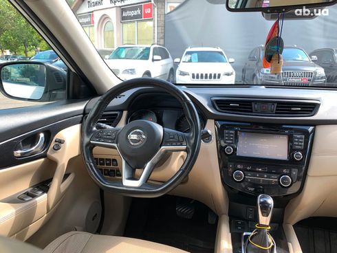 Nissan X-Trail 2017 белый - фото 36