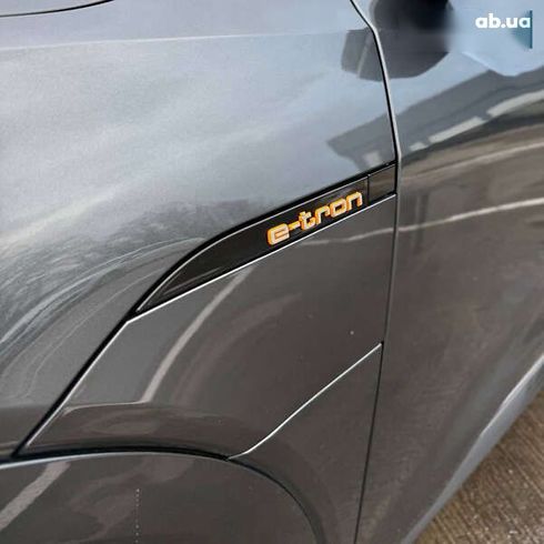 Audi E-Tron 2019 - фото 13