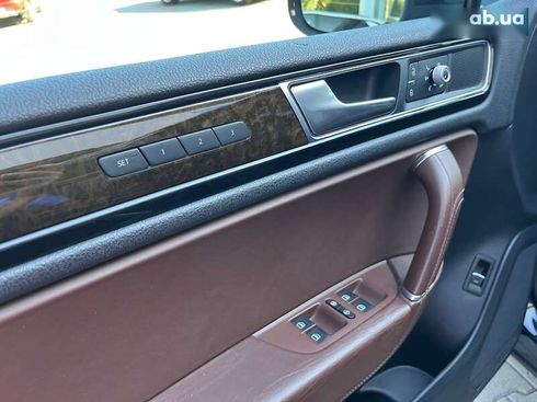 Volkswagen Touareg 2015 - фото 11