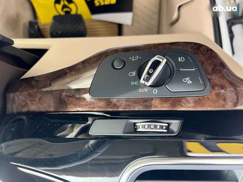 Audi Q7 2017 - фото 12