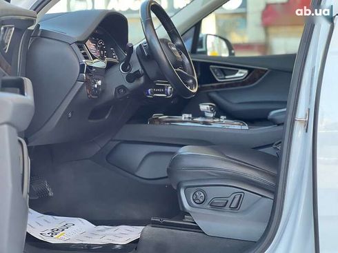 Audi Q7 2016 - фото 15