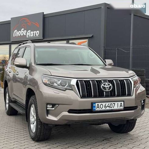 Toyota Land Cruiser Prado 2022 - фото 2