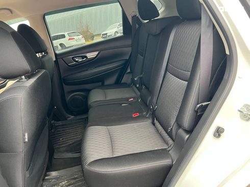 Nissan Rogue 2018 белый - фото 32