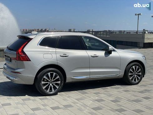 Volvo XC60 2023 - фото 14