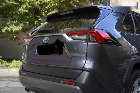 Toyota RAV4 2021 - фото 7