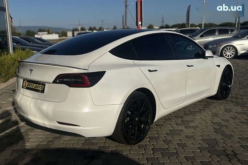 Tesla Model 3 2020 - фото 7