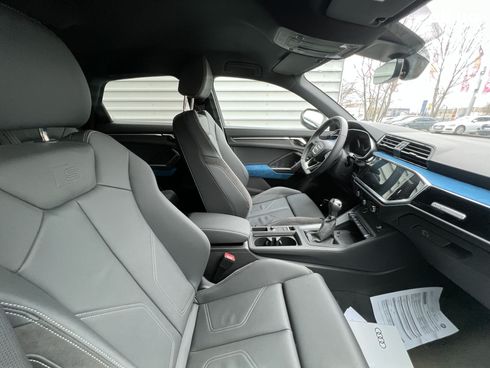 Audi Q3 2023 - фото 17
