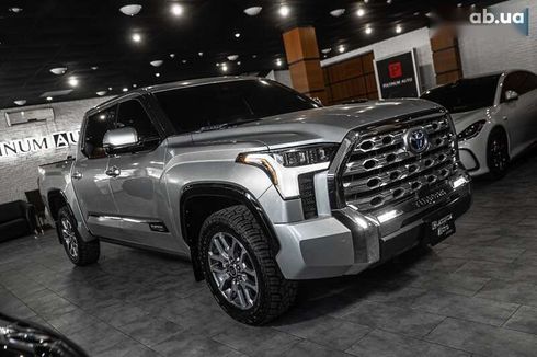 Toyota Tundra 2023 - фото 11