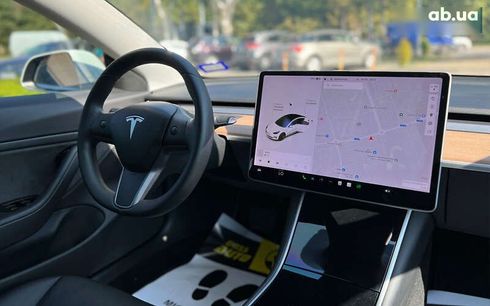 Tesla Model 3 2020 - фото 15