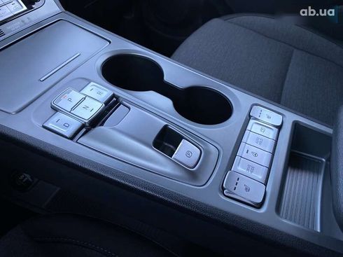 Hyundai Kona Electric 2022 - фото 8